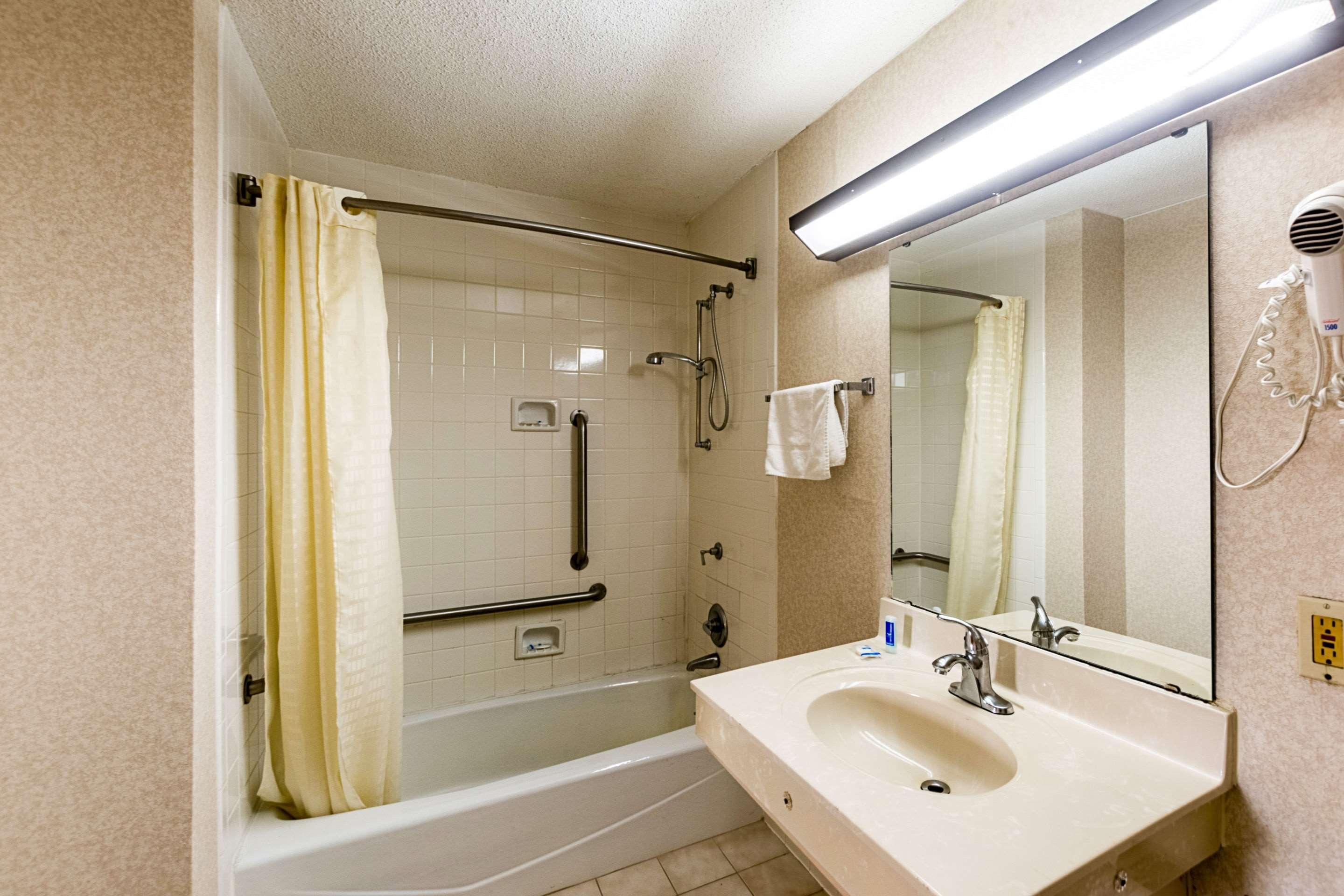Orangeburg Inn & Suites Εξωτερικό φωτογραφία