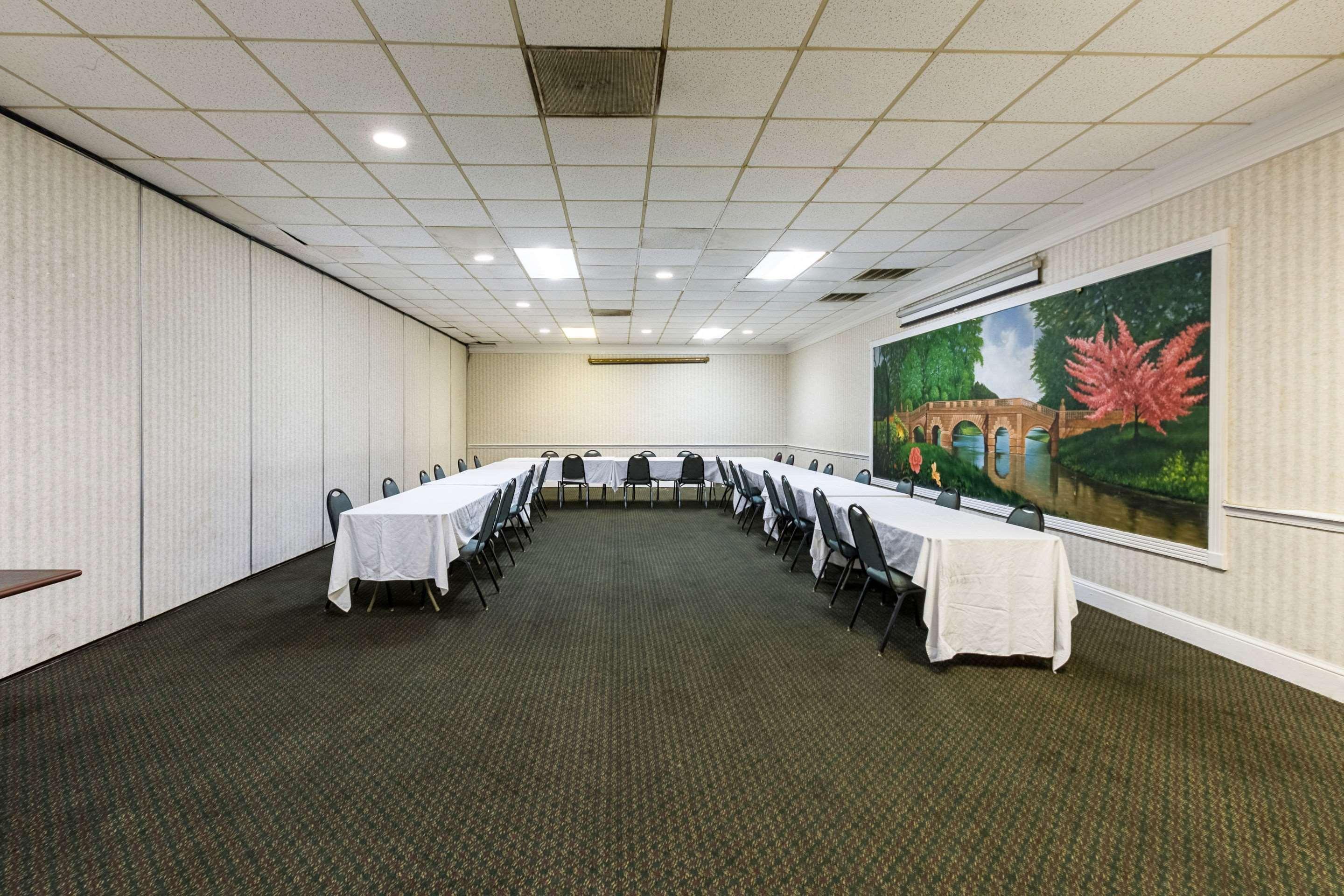 Orangeburg Inn & Suites Εξωτερικό φωτογραφία