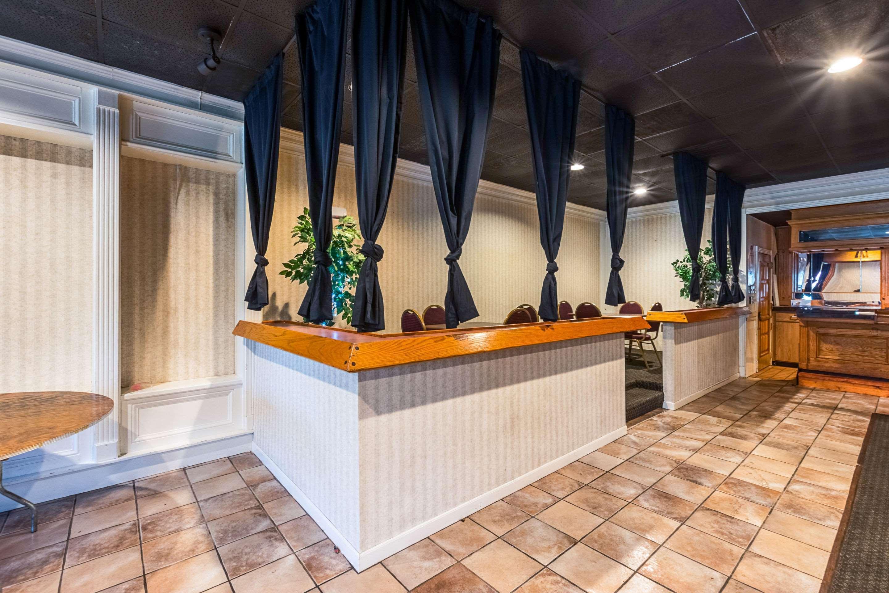 Orangeburg Inn & Suites Εξωτερικό φωτογραφία