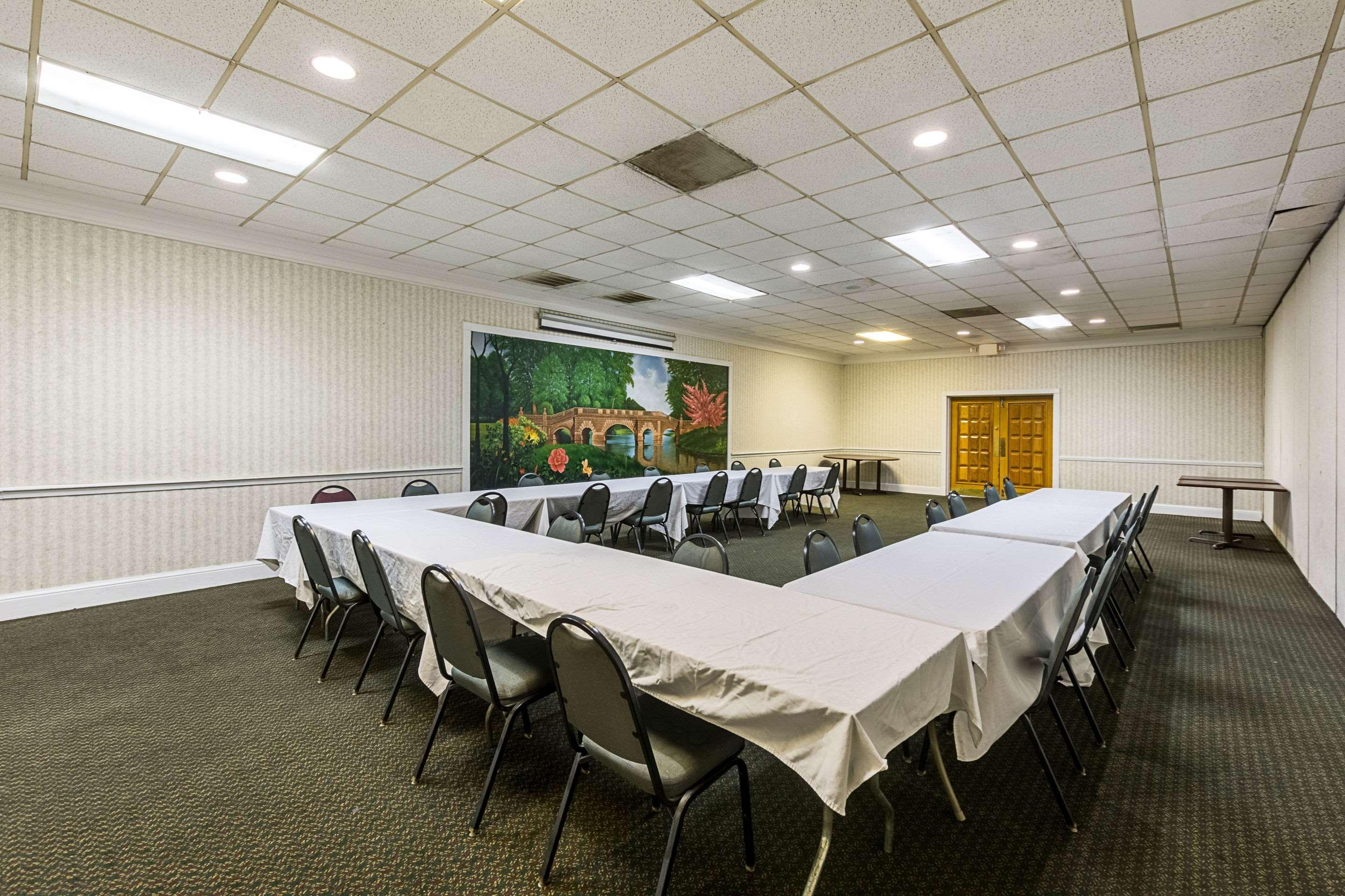 Orangeburg Inn & Suites Εξωτερικό φωτογραφία