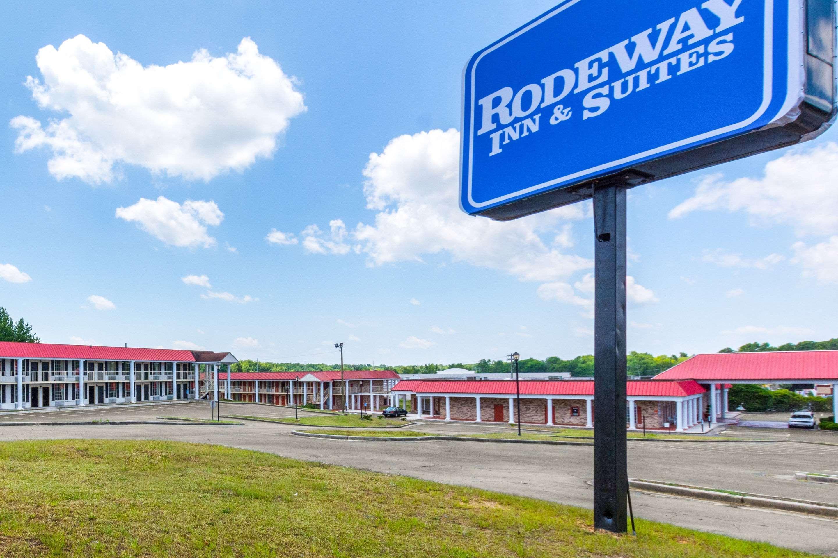 Orangeburg Inn & Suites Εξωτερικό φωτογραφία